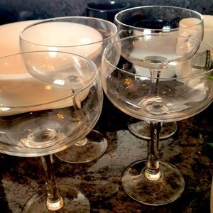 4 Coupe Glasses